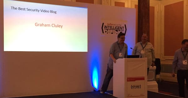 Graham Cluley receives video blogging award
