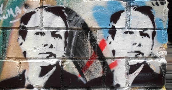 Julian Assange graffiti