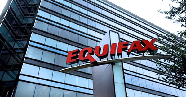 62 days after discovering data leak, Equifax warns that 143 million US consumers could be at risk