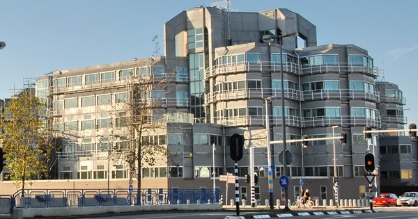 How Dutch intelligence spied on the Russia hackers attacking the DNC