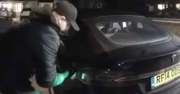 Watch how a Tesla Model S was stolen with just a tablet